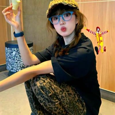 恋爱脑后宫求生指南